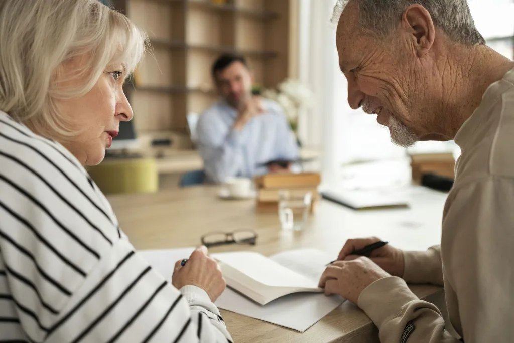 🔄 Cumul emploi-retraite : plafonné ou non plafonné ? 💼🔎